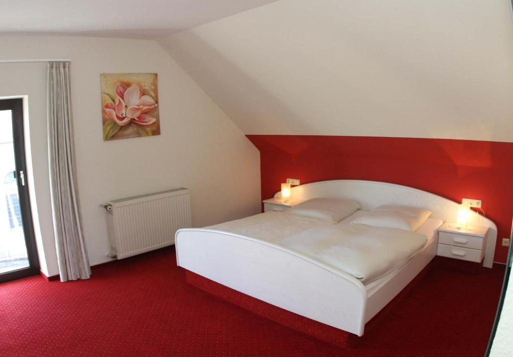 Fruehstueckshotel Landgasthof Kramer Eichenzell Room photo